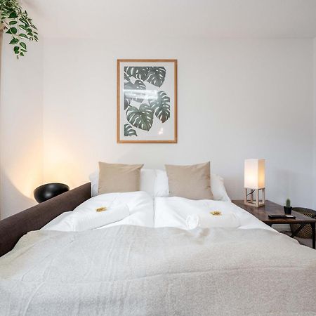 Moderne Wohnung Mit Parkplatz Ostermundigen Luaran gambar