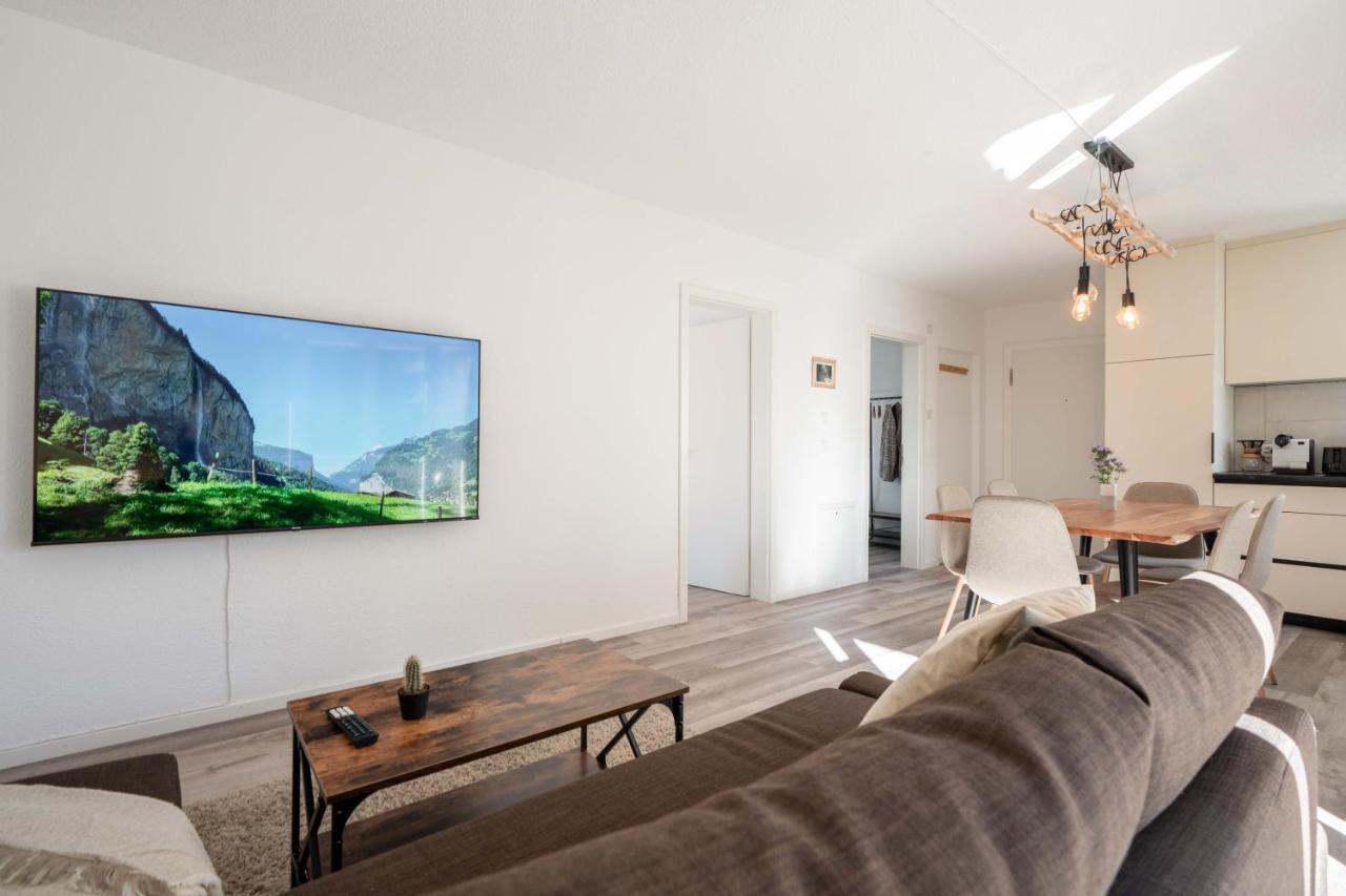 Moderne Wohnung Mit Parkplatz Ostermundigen Luaran gambar