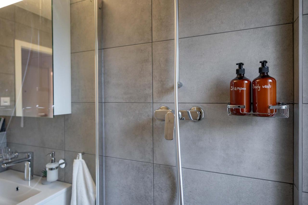 Moderne Wohnung Mit Parkplatz Ostermundigen Luaran gambar